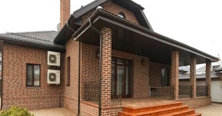Строительство домов из кирпича с мансардой в Минусинске | от 3599 рублей